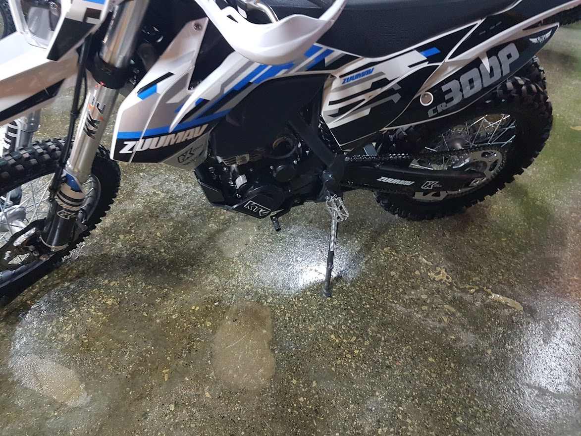 Zuumav FX CR300P (174FMN)